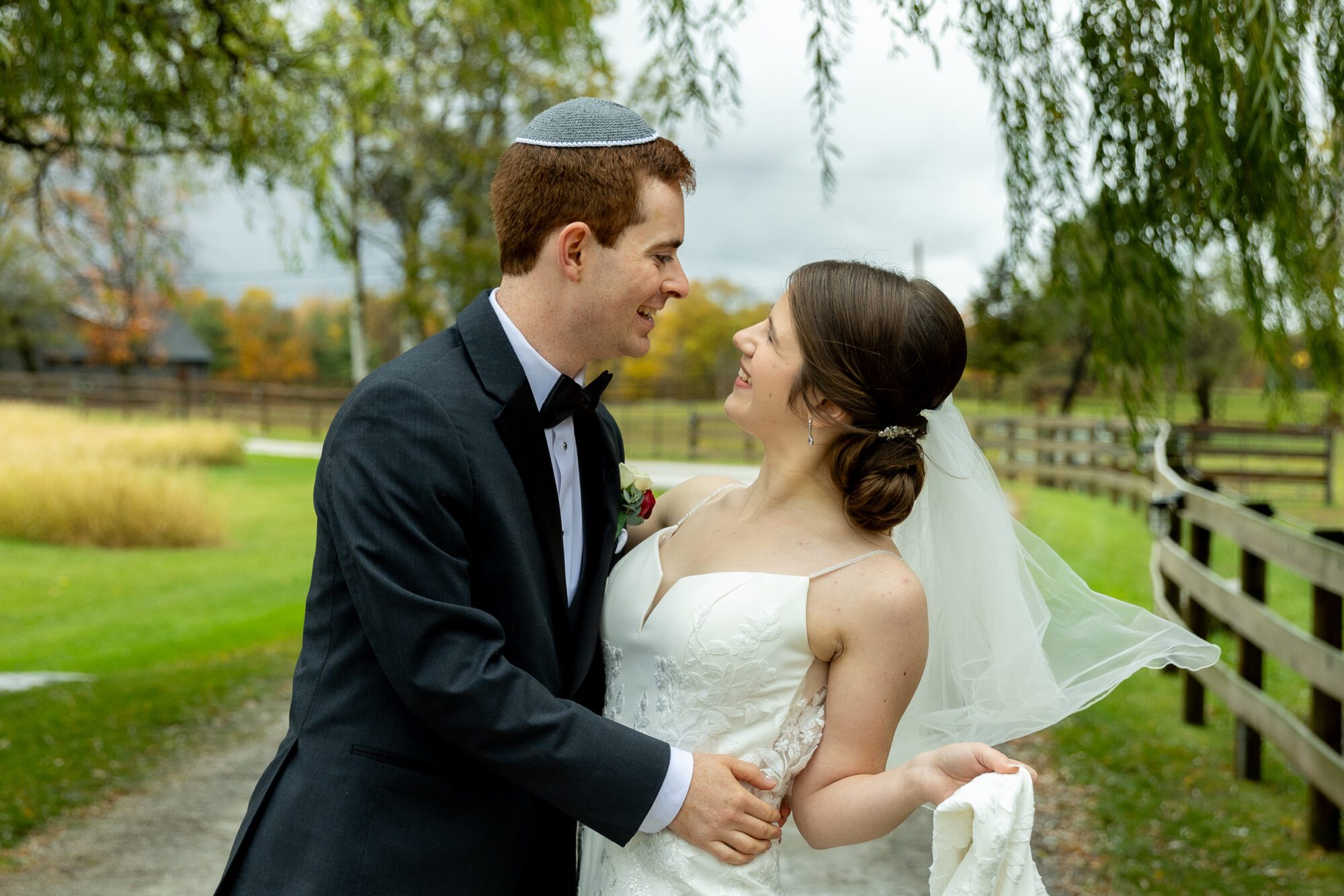 Jewish bride and groom's wedding photos at Standing Rock Farms.