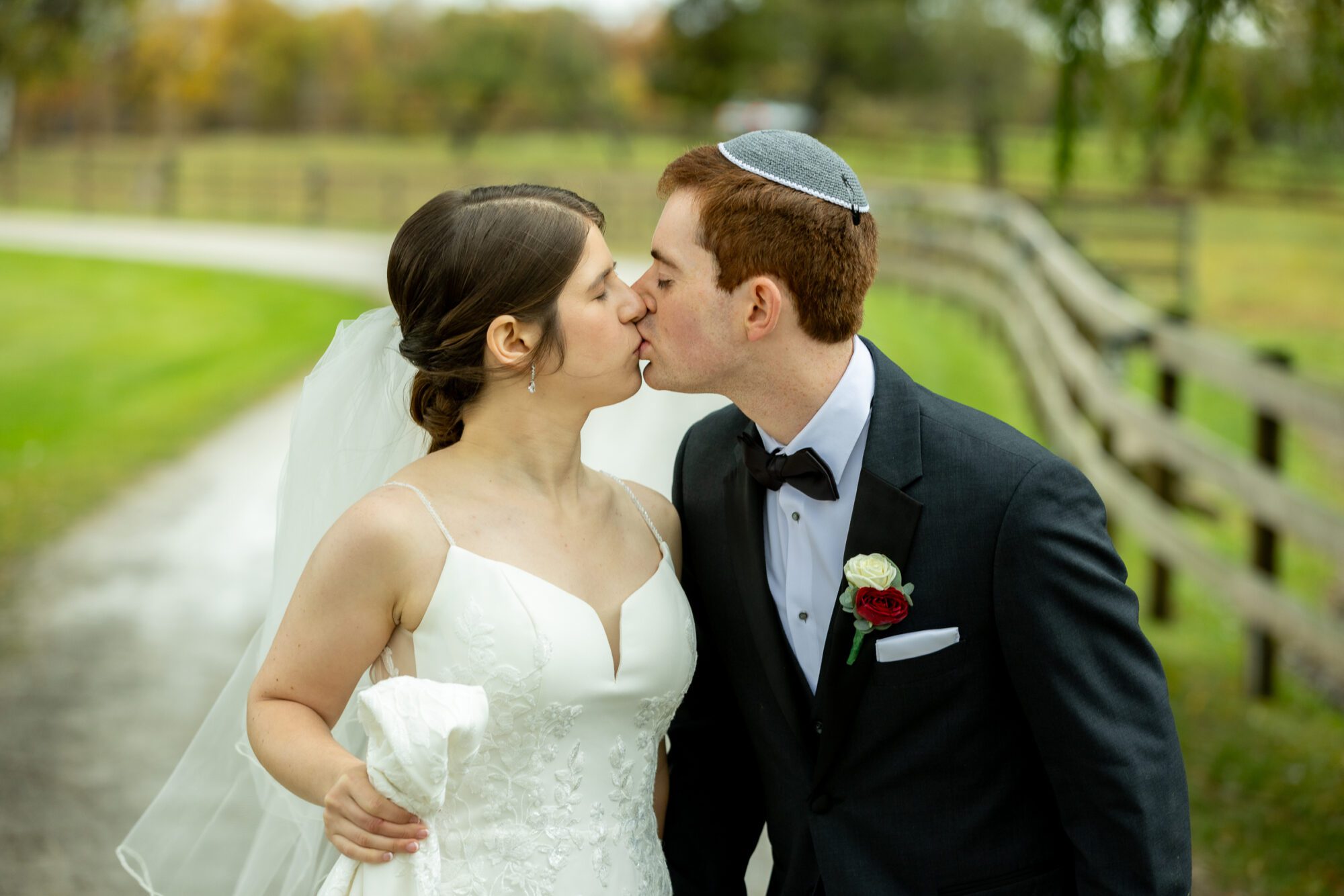 Jewish bride and groom's wedding photos at Standing Rock Farms.